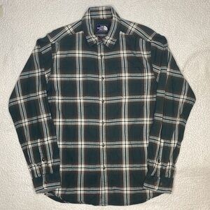 The North Face Plaid Long Sleeve Button Down Shirt: Size Medium